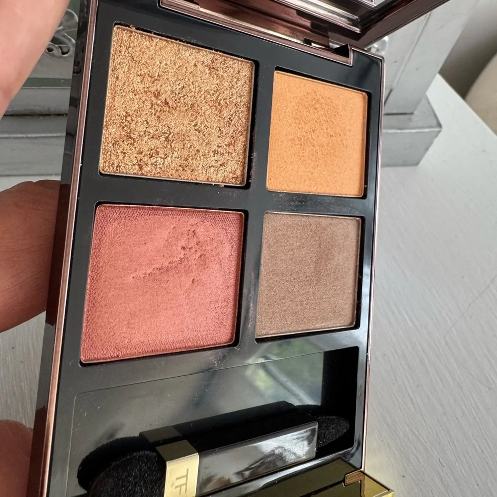 Tom Ford Eyeshadow Quad COLOR 26 LEOPARD SUN